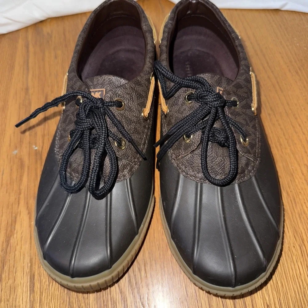 Michael Kors Womens Duck Shoes Brown Monogram Logo Rain Boat‎ Shoes Size 8